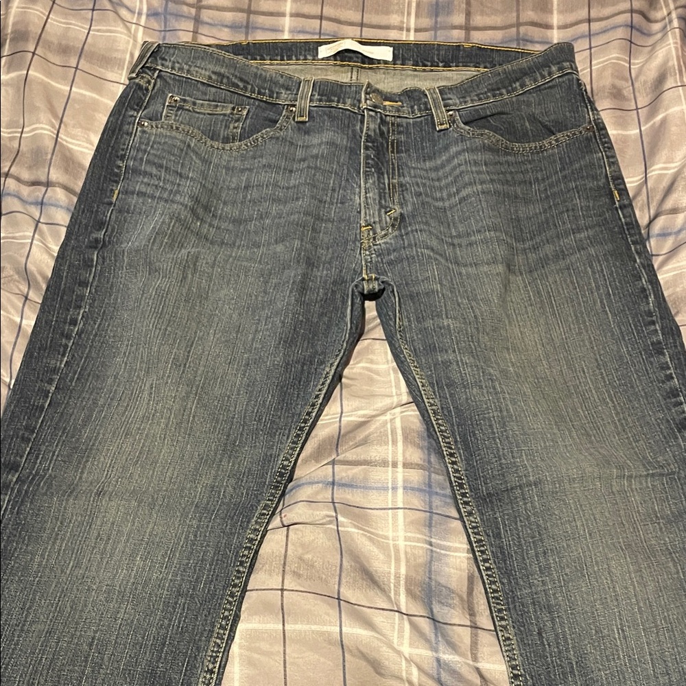 Signature Classic Straight Blue Jeans